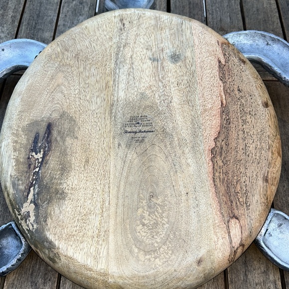 Tommy Bahama Wooden and cast metal Sea Turtle Serving Platter - Picture 6 of 7